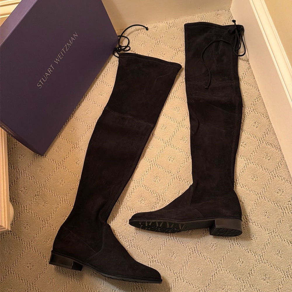 BNIB Stuart Weitzman Lowland Boots